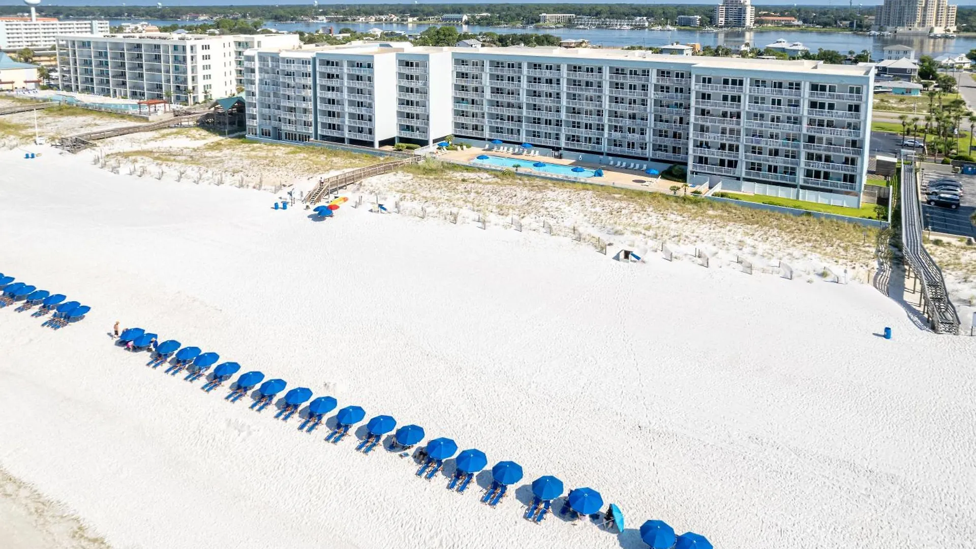 Inlet Reef 102- By Holiday Isle Properties Destin Apartment